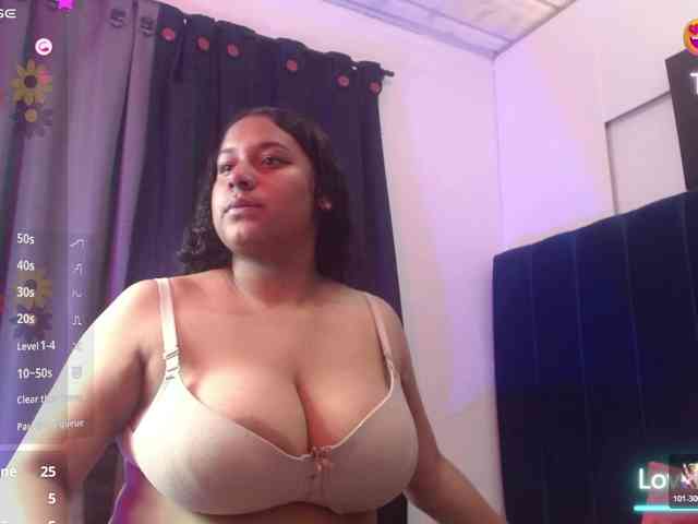 Adriana-wish webcam