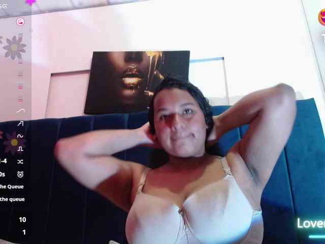 Adriana-wish webcam