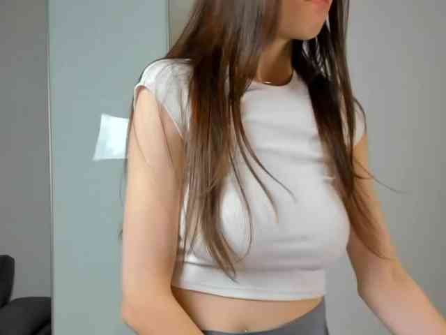 AnissaRaumhill webcam