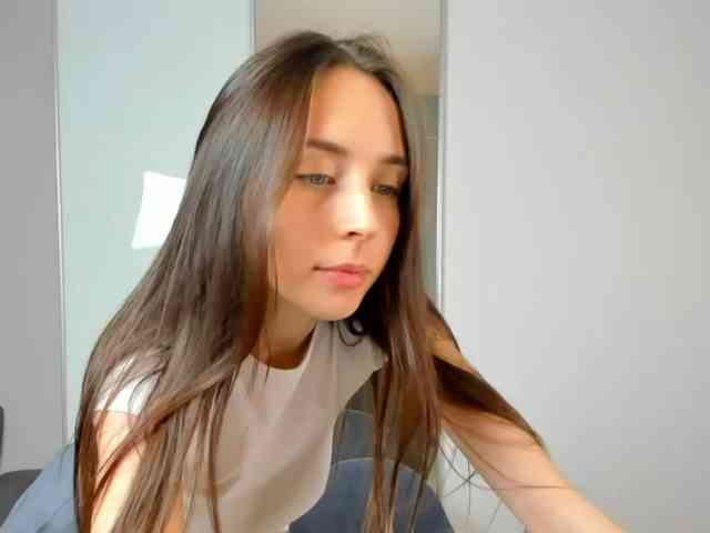 AnissaRaumhill webcam