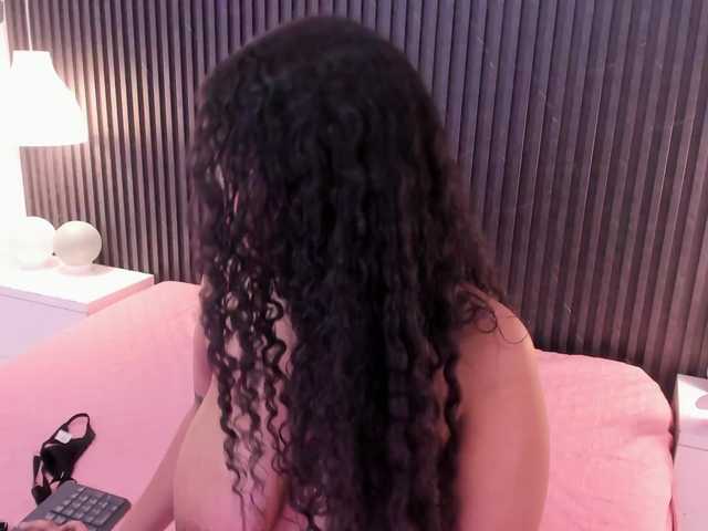 Lena-Ricci's BongaCams show and profile