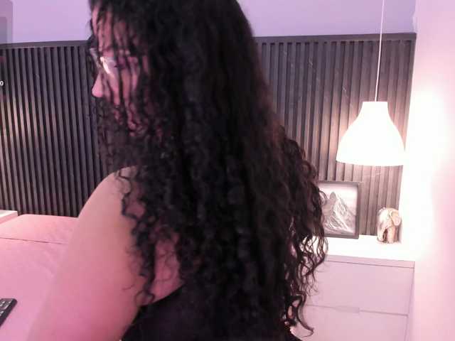 Lena-Ricci's BongaCams show and profile