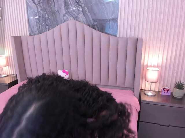 Lena-Ricci's BongaCams show and profile