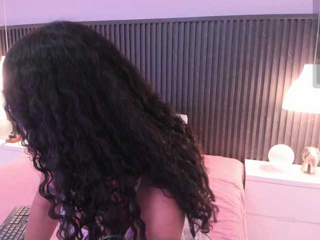 Lena-Ricci's BongaCams show and profile