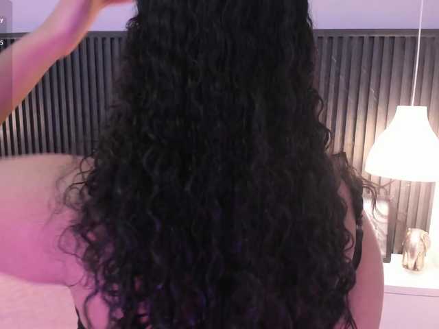 Lena-Ricci's BongaCams show and profile