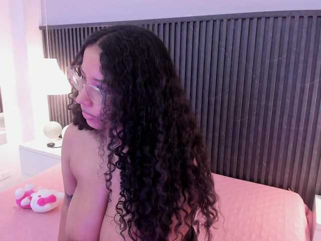 Lena-Ricci's BongaCams show and profile