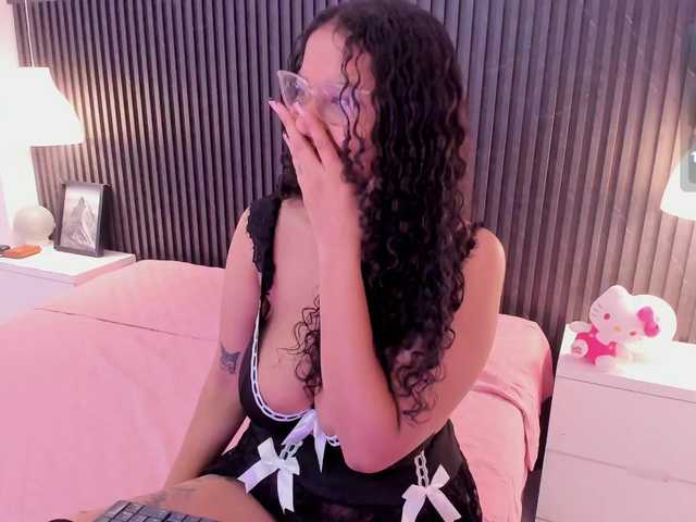 Lena-Ricci's BongaCams show and profile