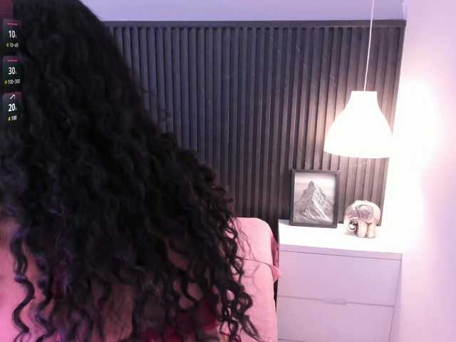 Lena-Ricci's BongaCams show and profile