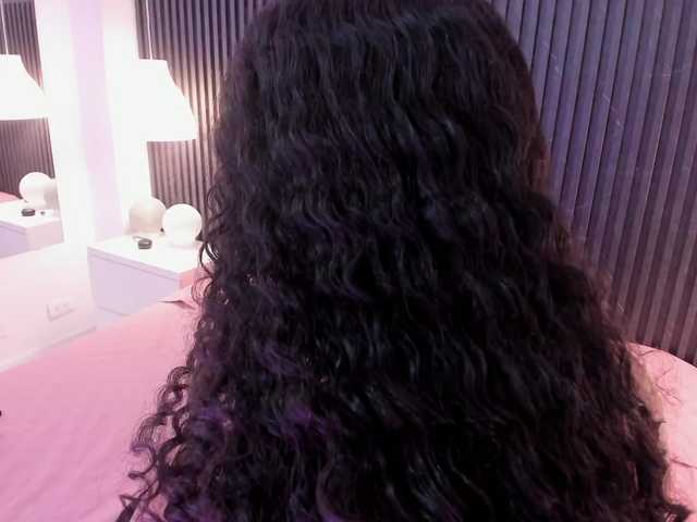 Lena-Ricci's BongaCams show and profile