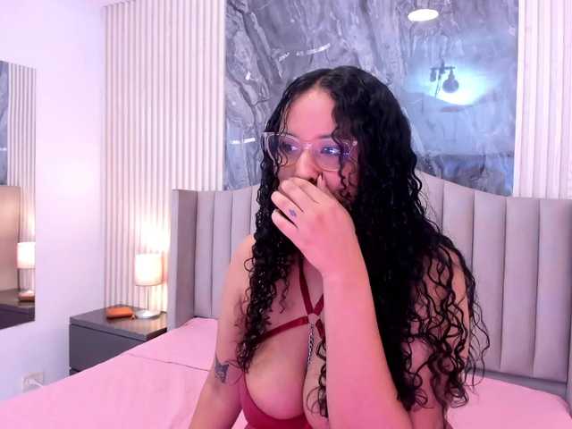 Lena-Ricci's BongaCams show and profile