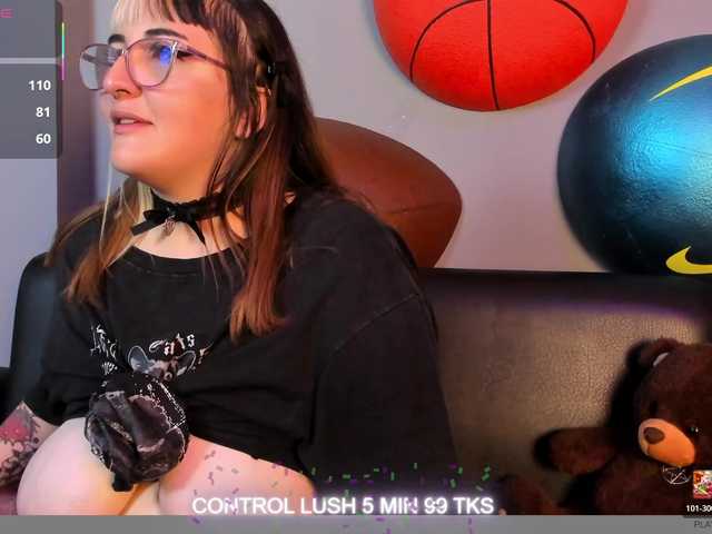 Gomory-kitty's BongaCams show and profile