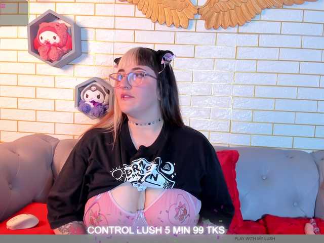 Gomory-kitty's BongaCams show and profile