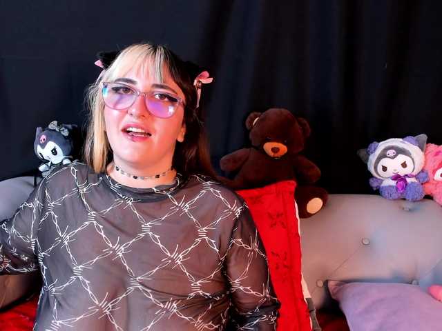 Gomory-kitty's BongaCams show and profile