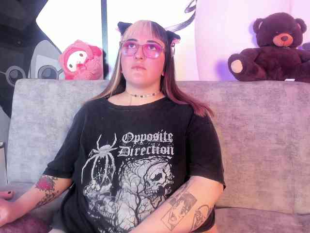 Gomory-kitty Live Webcam on BongaCams