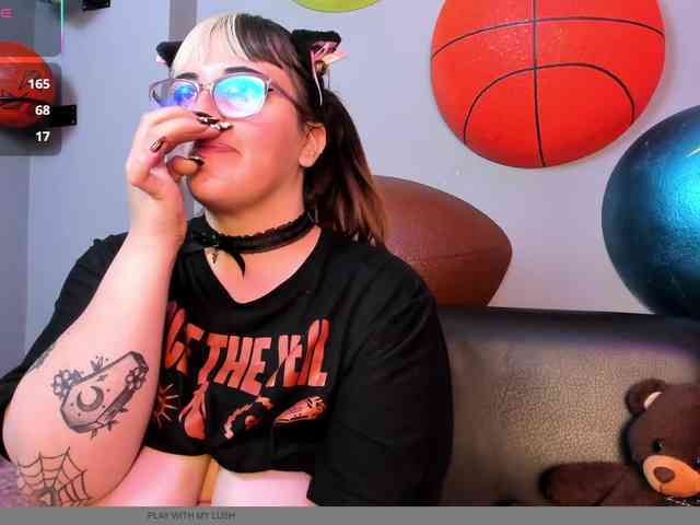 Gomory-kitty Live Webcam on BongaCams