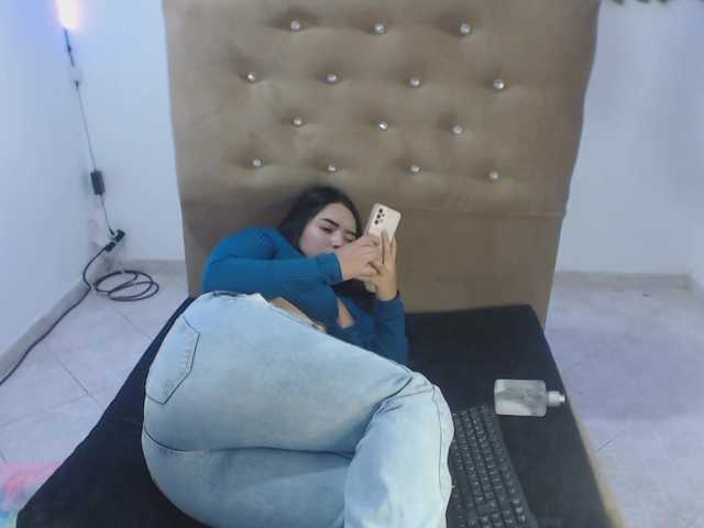 adaracute69's BongaCams show and profile