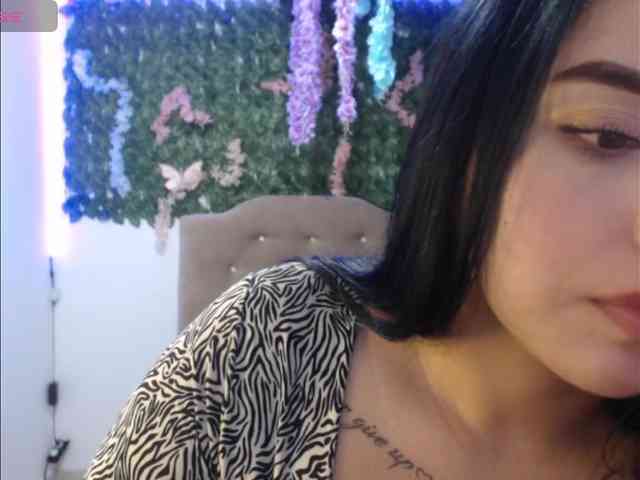 adaracute69 Live Webcam on BongaCams