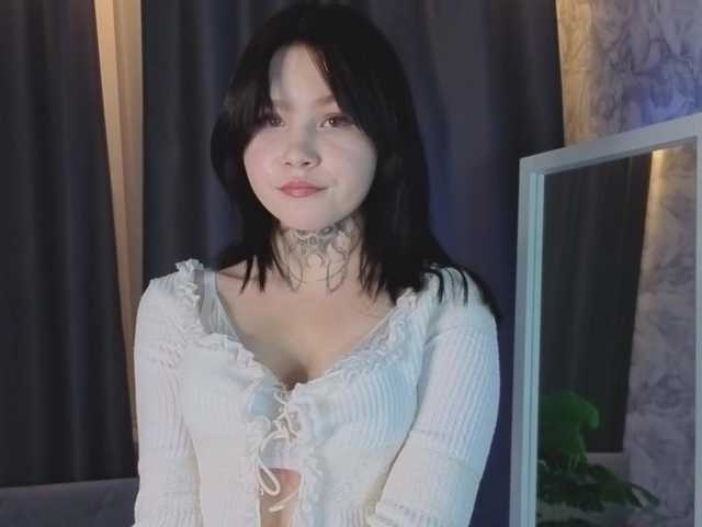 xnovanaughty's BongaCams show and profile