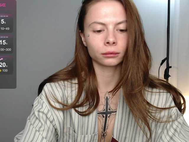 HoneyMira's BongaCams show and profile