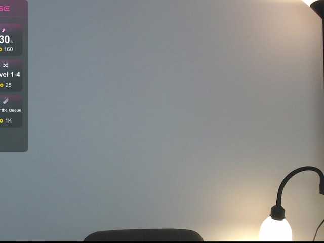 HoneyMira's BongaCams show and profile