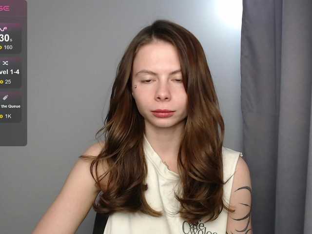 HoneyMira's BongaCams show and profile