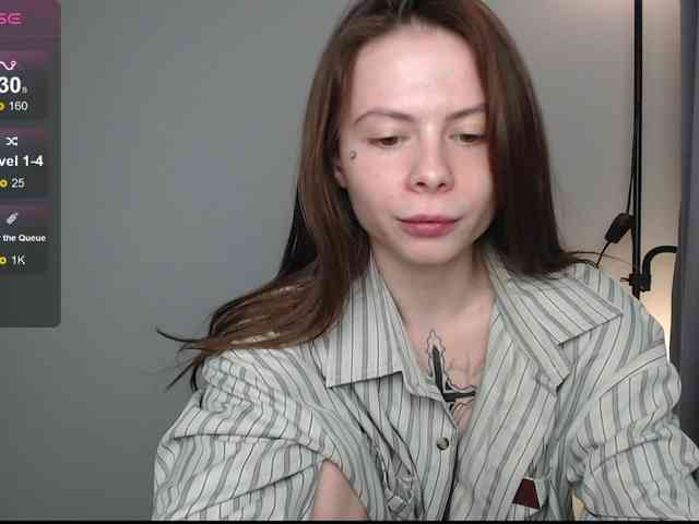 HoneyMira Live Webcam on BongaCams