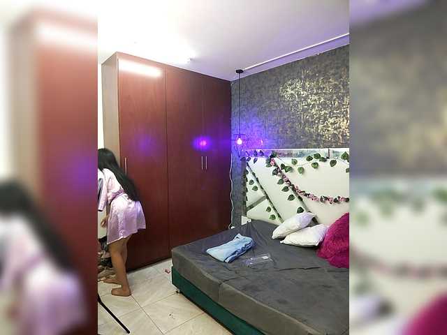 AllisonBaker's BongaCams show and profile