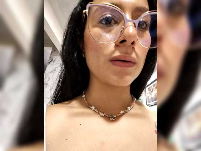 AllisonBaker's BongaCams show and profile