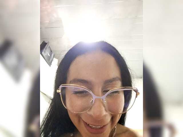 AllisonBaker's BongaCams show and profile