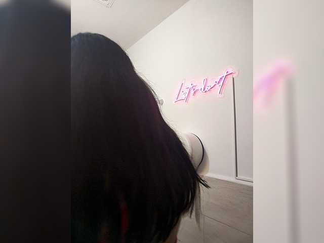 allisonbaker cam belle