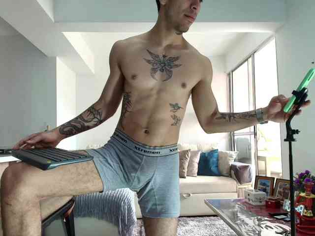 Liorvante Live Webcam on BongaCams