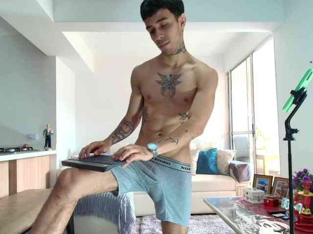 Liorvante Live Webcam on BongaCams