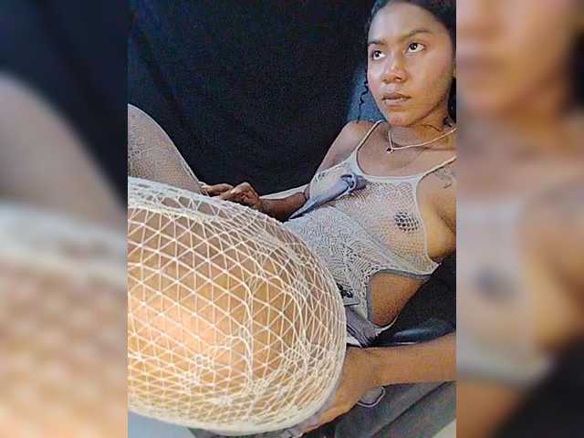 carameldesire0612's BongaCams show and profile