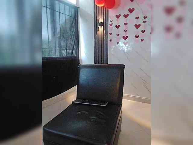 carameldesire0612 webcam