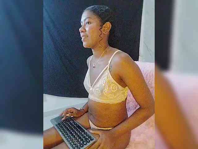 carameldesire0612 webcam