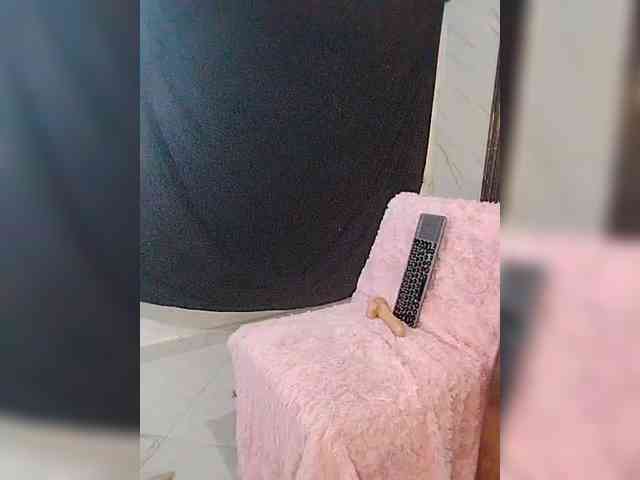 carameldesire0612 webcam