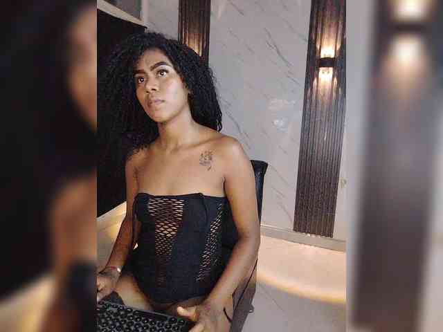 carameldesire0612 webcam