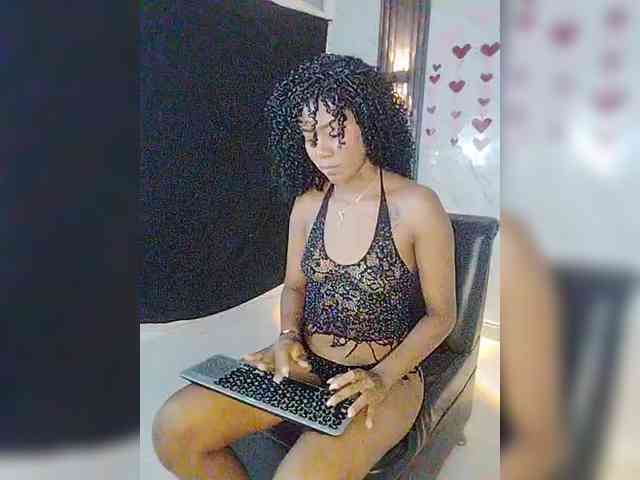 carameldesire0612 webcam