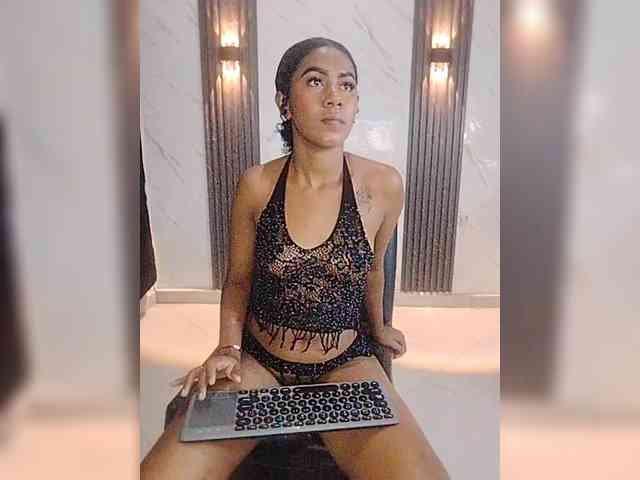 carameldesire0612 webcam