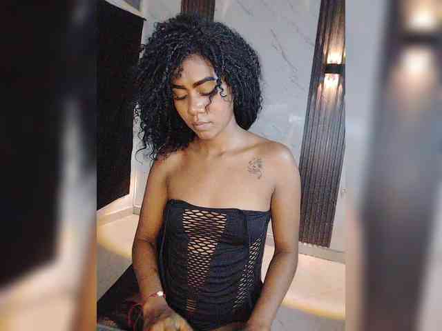 carameldesire0612 webcam