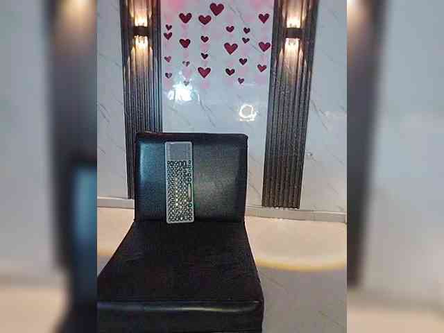 carameldesire0612 webcam