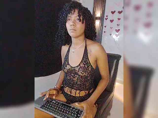 carameldesire0612 webcam