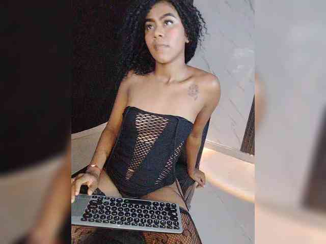 carameldesire0612 webcam