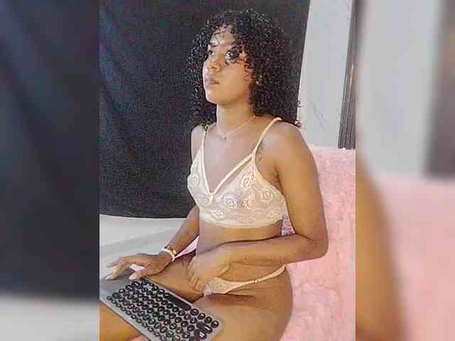 carameldesire0612 webcam