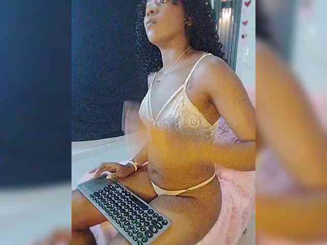 carameldesire0612 webcam