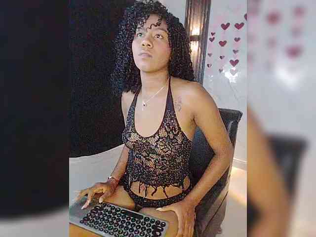 carameldesire0612 webcam