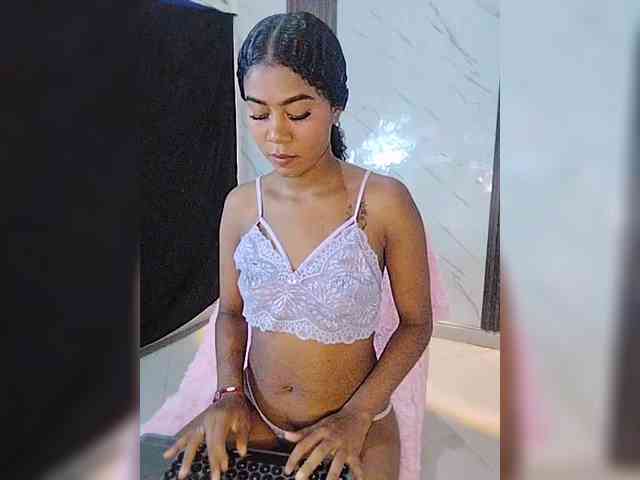 carameldesire0612 webcam