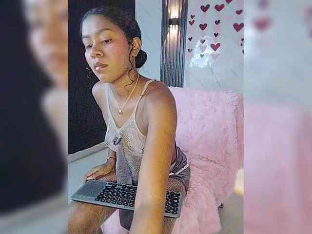 carameldesire0612 webcam