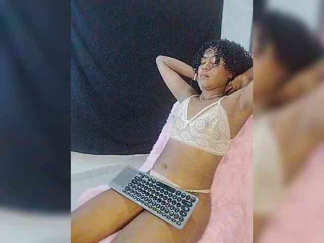 carameldesire0612 webcam