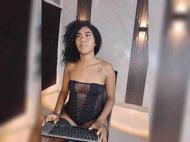 carameldesire0612 webcam